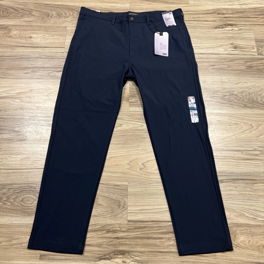 Levi's XX Standard Taper Chino Tech Pants Navy Waves Men's 40x32 $70 NWT